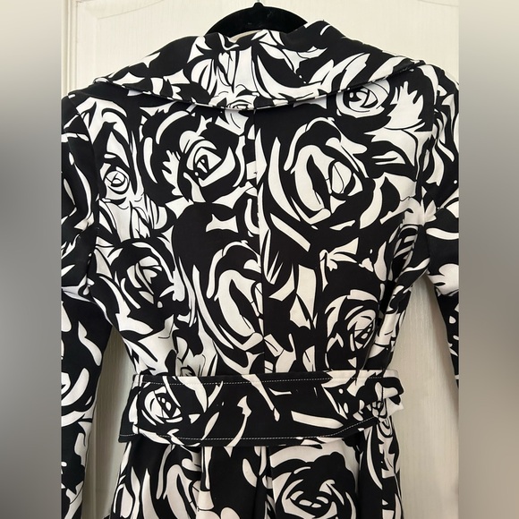 Kate Spade Trench Coat - Picture 7 of 8